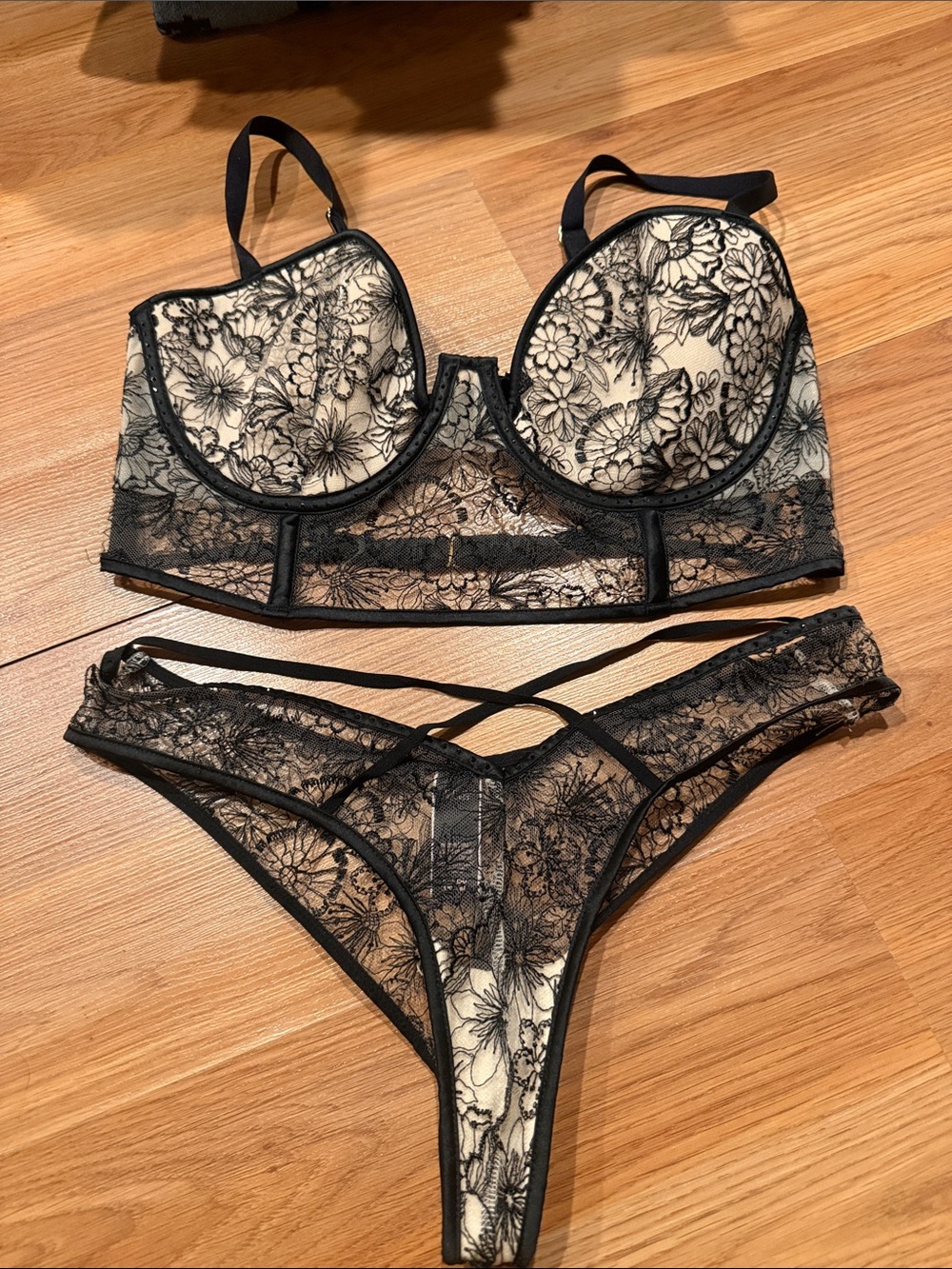 Victoria’s Secret Black Floral Lace Longline Bra and Strappy Thong Set - Black